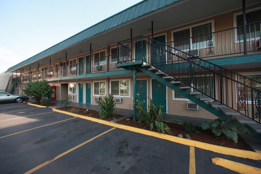 Executive Motel Eugene Ngoại thất bức ảnh